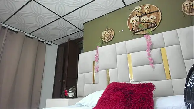 Snapshot of Mia_scarlet69 chatting on February 25, 2026, 12:26 pm Mia scarlet69 online show from February 25, 2026, 12:26 pm