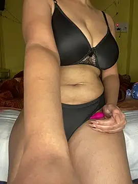 cum-to-nicky online show from January 1, 2025, 2:42 pm