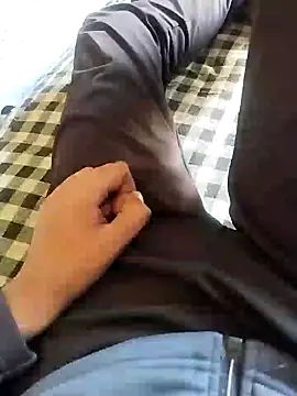 Snapshot of black_cobra70 chatting on December 26, 2024, 6:30 am black cobra70 online show from December 26, 2024, 6:30 am