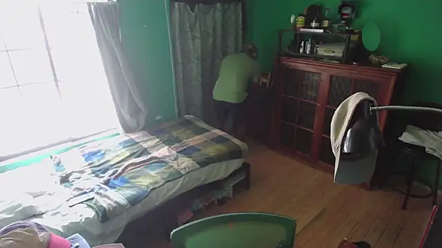        the online show from April 30, 2026, 5:41 pm