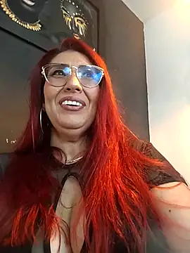 Perla Franco online show from November 13, 2025, 6:45 am