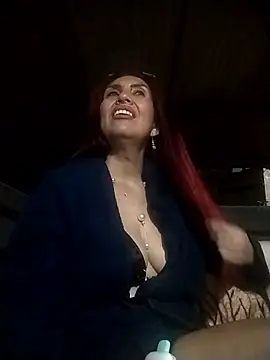 Snapshot of Perla_Franco chatting on January 8, 2026, 5:32 am Perla Franco online show from January 8, 2026, 5:32 am