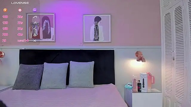 elodie walker online show from September 30, 2025, 12:43 pm