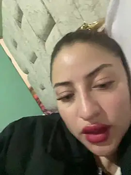cristal-evanns online show from August 2, 2026, 8:40 pm
