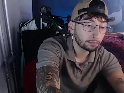 Snapshot of Dereck_Dickson chatting on October 24, 2025, 3:52 pm Dereck Dickson online show from October 24, 2025, 3:52 pm