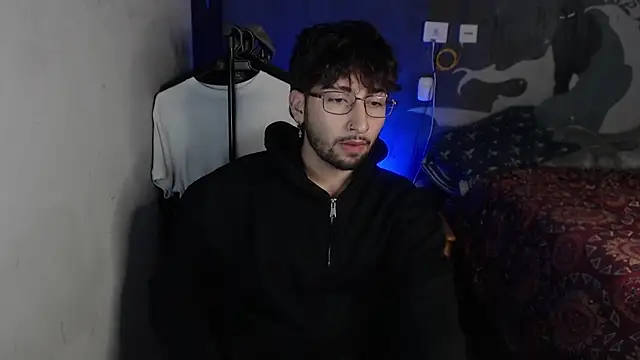 Snapshot of Dereck_Dickson chatting on November 9, 2025, 3:05 am Dereck Dickson online show from November 9, 2025, 3:05 am