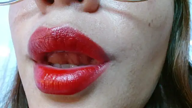 Snapshot of miss_evoleth2 chatting on January 15, 2026, 5:34 am miss evoleth2 online show from January 15, 2026, 5:34 am