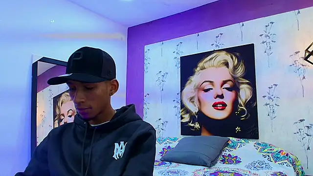 Snapshot of alejandro_king1 chatting on February 25, 2025, 12:55 pm alejandro king1 online show from February 25, 2025, 12:55 pm