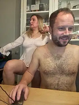 CoupleKitty online show from November 9, 2025, 9:35 pm