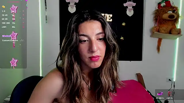 Snapshot of queen-natty chatting on December 6, 2024, 6:48 am queen-natty online show from December 6, 2024, 6:48 am