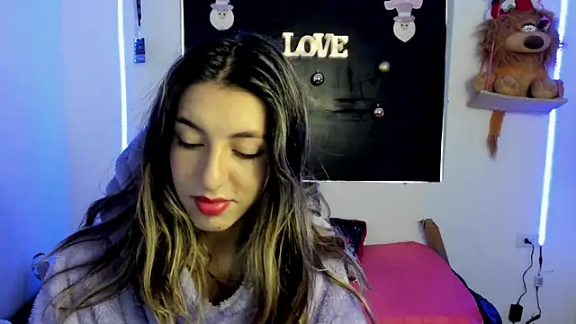 Snapshot of queen-natty chatting on December 7, 2024, 12:24 pm queen-natty online show from December 7, 2024, 12:24 pm