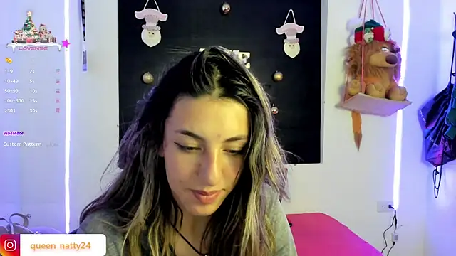 Snapshot of queen-natty chatting on December 19, 2024, 9:51 am queen-natty online show from December 19, 2024, 9:51 am