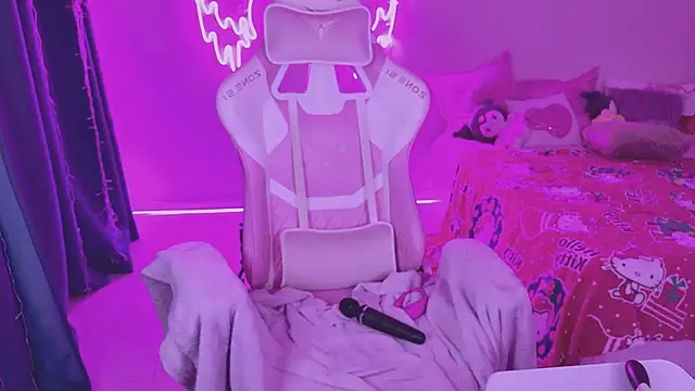 Snapshot of tikkisa chatting on January 3, 2025, 8:11 pm tikkisa online show from January 3, 2025, 8:11 pm