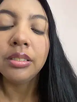 nicole fisherr online show from June 22, 2026, 2:46 am