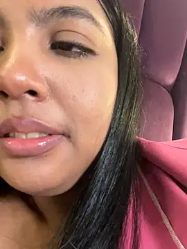 nicole fisherr online show from July 14, 2026, 2:05 am