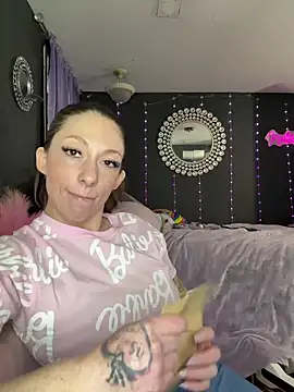 nextdoor barbie online show from February 25, 2025, 12:47 am