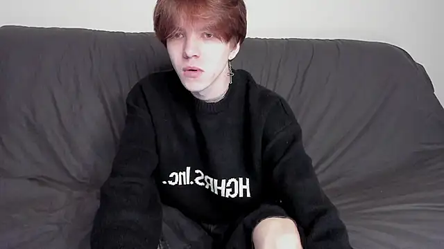 Snapshot of braxiboy chatting on December 4, 2024, 10:35 am braxiboy online show from December 4, 2024, 10:35 am