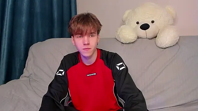 Snapshot of braxiboy chatting on December 20, 2024, 7:22 am braxiboy online show from December 20, 2024, 7:22 am