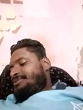 desicockblack online show from December 3, 2024, 1:32 pm