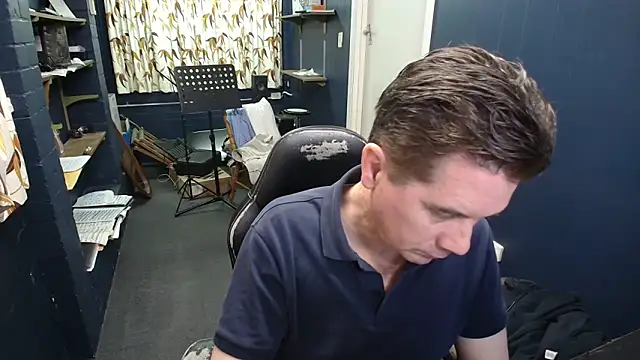 Snapshot of tilobinder chatting on May 9, 2026, 3:17 pm tilobinder online show from May 9, 2026, 3:17 pm