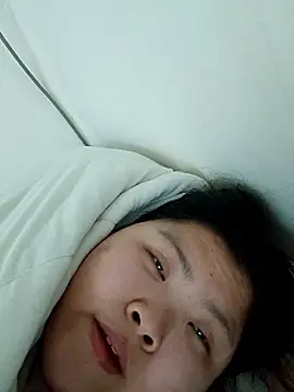 hello098712 online show from February 19, 2026, 10:11 am