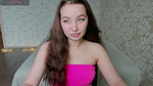 Snapshot of Lissa_Cristal chatting on May 5, 2026, 9:28 am Lissa Cristal online show from May 5, 2026, 9:28 am