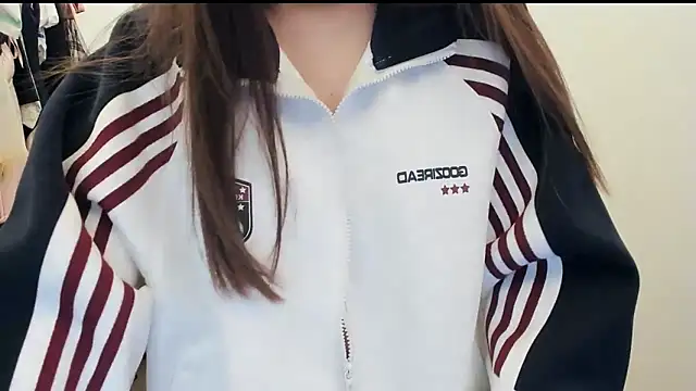 Snapshot of bbtt544 chatting on December 19, 2025, 2:57 pm bbtt544 online show from December 19, 2025, 2:57 pm