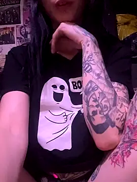 MissMidnightUK online show from October 24, 2025, 10:39 pm