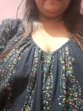 Snapshot of Hot-Anuska chatting on April 10, 2026, 1:49 pm Hot-Anuska online show from April 10, 2026, 1:49 pm