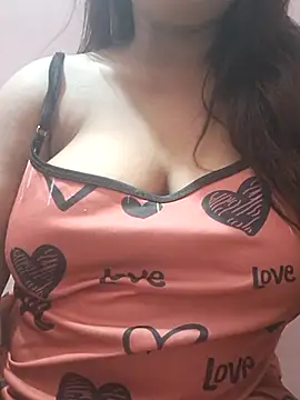 Snapshot of Hot-Anuska chatting on April 21, 2026, 4:12 pm Hot-Anuska online show from April 21, 2026, 4:12 pm