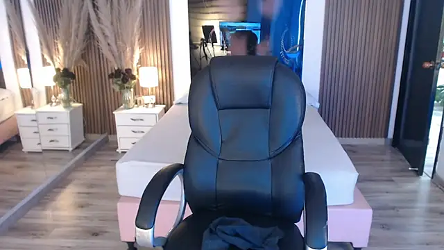 Sam mansson66 online show from November 10, 2025, 3:11 pm