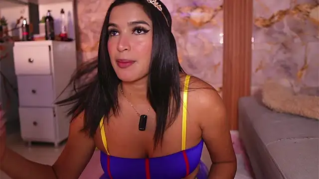 Snapshot of zoey-fox chatting on January 11, 2026, 1:32 am zoey-fox online show from January 11, 2026, 1:32 am