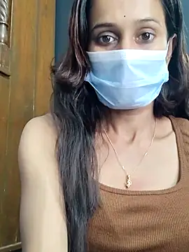 Snapshot of Oleevia chatting on October 22, 2025, 8:47 am Oleevia online show from October 22, 2025, 8:47 am