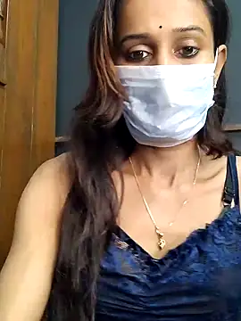 Snapshot of Oleevia chatting on November 17, 2025, 5:46 am Oleevia online show from November 17, 2025, 5:46 am