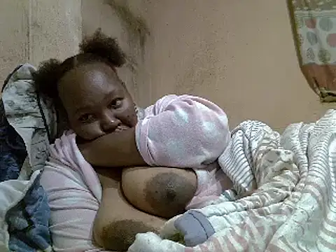 chubbydoll122 online show from February 3, 2026, 2:53 am