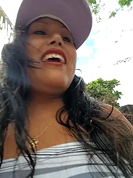 Snapshot of Karol-kamila19 chatting on December 5, 2024, 8:33 pm Karol-kamila19 online show from December 5, 2024, 8:33 pm