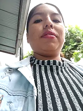 Snapshot of Karol-kamila19 chatting on January 6, 2025, 1:30 pm Karol-kamila19 online show from January 6, 2025, 1:30 pm