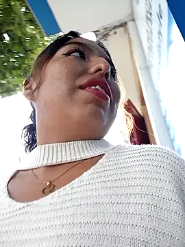 Snapshot of Karol-kamila19 chatting on January 17, 2025, 2:07 pm Karol-kamila19 online show from January 17, 2025, 2:07 pm