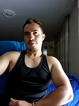 dragon1006 online show from November 17, 2025, 7:03 am