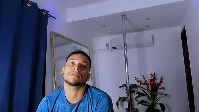 Fernanda brown18 online show from December 13, 2025, 8:14 pm