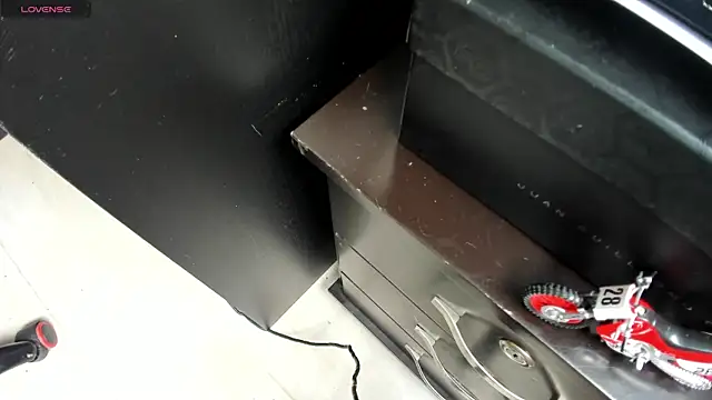 gracekelly12 online show from December 5, 2025, 2:36 pm