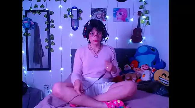 Snapshot of Caitlynwheler chatting on January 19, 2025, 11:53 pm Caitlynwheler online show from January 19, 2025, 11:53 pm