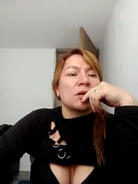 Skylar-Vox- online show from February 26, 2025, 3:08 pm
