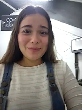 rapunzel069 online show from December 3, 2025, 1:35 am