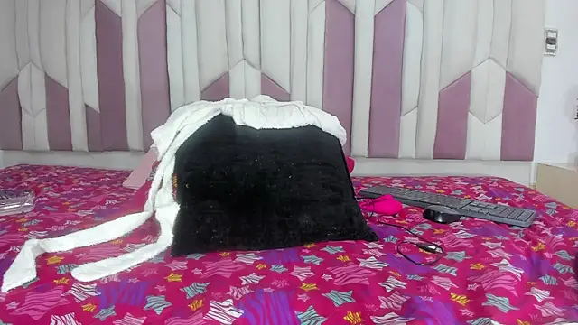 Snapshot of mia_stanfort chatting on March 18, 2025, 10:15 pm mia stanfort online show from March 18, 2025, 10:15 pm