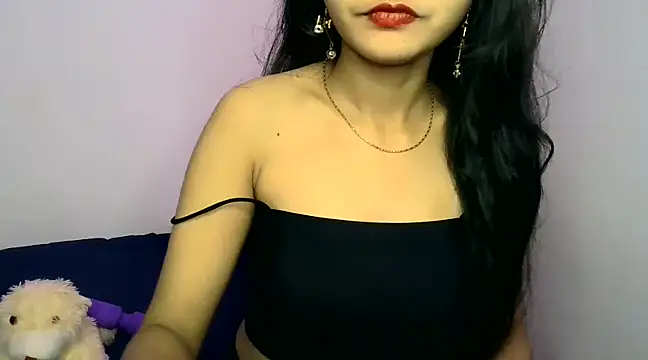 Snapshot of SUZY_FROMUS chatting on December 5, 2024, 12:11 pm SUZY FROMUS online show from December 5, 2024, 12:11 pm