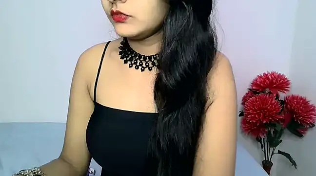 Snapshot of SUZY_FROMUS chatting on January 5, 2025, 5:41 am SUZY FROMUS online show from January 5, 2025, 5:41 am