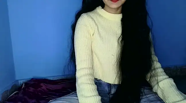 Snapshot of SUZY_FROMUS chatting on January 11, 2025, 4:57 pm SUZY FROMUS online show from January 11, 2025, 4:57 pm