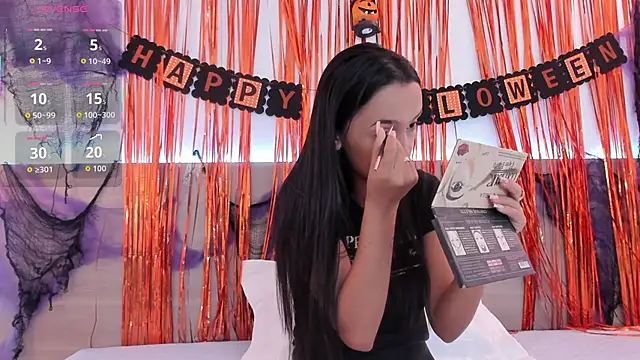 nataliiiiia online show from October 20, 2025, 11:43 am