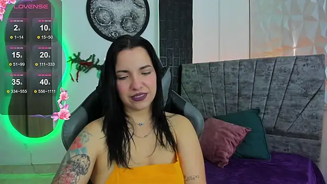 tatiana sc online show from November 22, 2025, 12:26 pm